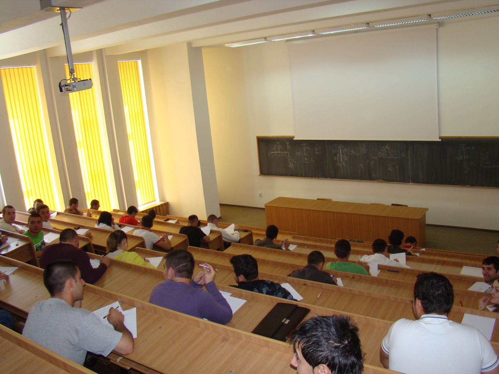 amfiteatru profesor universitar iasi universitate