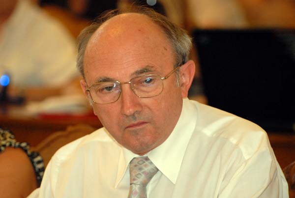 http://www.cronicadeiasi.ro/pictures/images/ritli.jpg