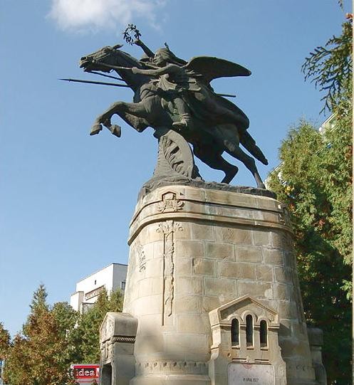 statuia cavalerismului Divizia de Cavalerie Iasi