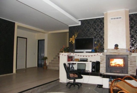 Anunt Imagine - Casa Aroneanu