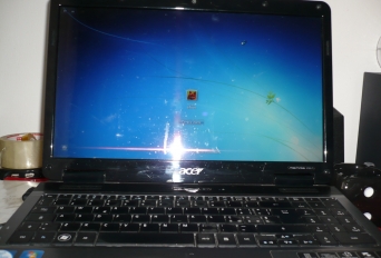 Anunt Imagine - vand laptop