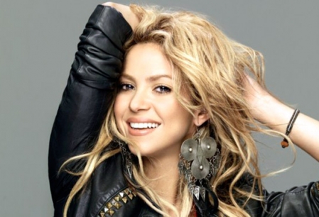 Shakira - La La La ft. Carlinhos Brown